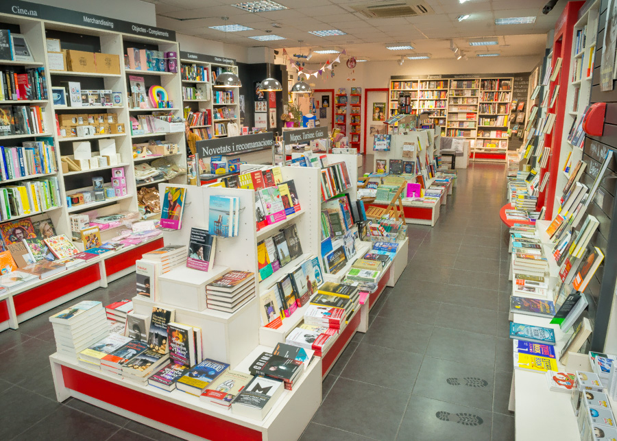 Vermuts literaris a llibreria Éfora de Cerdanyola